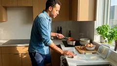 Three Culinary-School Habits That Make Weeknight Cooking Calmer—and Leftovers Easier