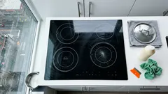 The Small Kitchen Habit That Can Crack a Glass Cooktop—and How to Prevent It